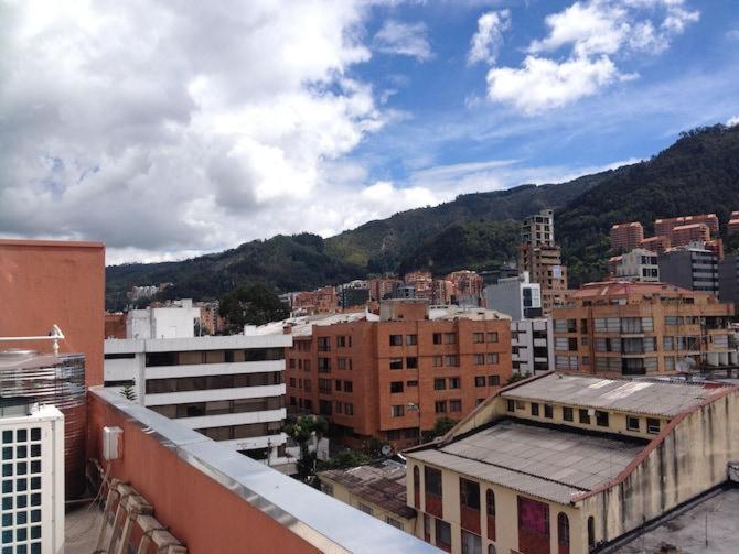 Apartasuite Edificio Monir Bogotá Exterior foto